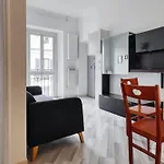 Joivy Stylish 2-Bed Flat, Easy Access To Centre