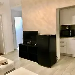 Lovely 2 Room Apartment With Small Garden