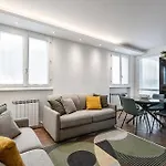 Stayeasy Argelati40 - Penthouse With 2 Bedrooms, 2 Bathrooms And Terrace - Navigli