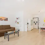 Easylife - Stile E Comfort Sui Navigli