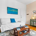 Milano- Stazione Garibaldi Ecletic Apartment