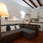 Xenia Apartments - Rustic And Cozy Apartment In Navigli