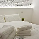 Milano Apartments Lombardini 1