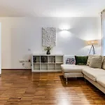 Milano 2Pax Wifi- Via Nicastro