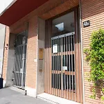 Modern & Stylish Near Isola & Central Station