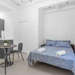 Le23 Duomo-Loreto - Central - Modern