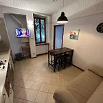 Lovely Central 2-Bedroom Apartment