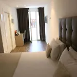 Hotel Studio Inn Centrale & Milano Urban Padel