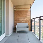 Luxury Flat With Pool Gym Spa Parking - Unit9B