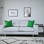 Just Urban Stays - Stylish And Spacious Flat - Porta Venezia