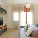Gambara Apartment