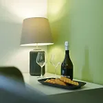 Area Milano Apartments - Tadino 17 close to Central Station