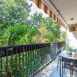 Free Private Parking - 5Min To Metro - Balcony - Quiet