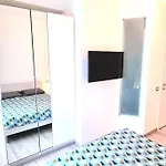Dream Apartments Stanza 2 In Appartamento Condiviso Con Bagno Privato In Camera