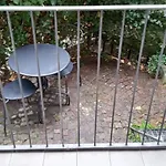 Lovely 2 Room Apartment With Small Garden