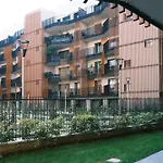 Comecasa Modern Terraced & Palestra Apartment