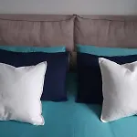 Casa Mari - Free Secure Parking, Breakfast, Private Bathroom, Wifi, Garden, Aircon, 5 Min Walk To Metro And Train Station