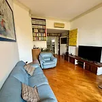 Design Apartment In City Center