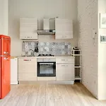 Modern Loft Near Bosco Verticale