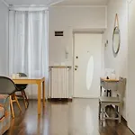 Bilocale Milano Sempione