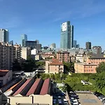 Enjoy Milano Skyline