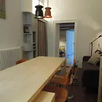 V12 Design Apartments