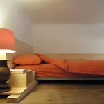 V12 Design Apartments