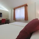 Hotel Campion