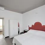 B&B Quater Lett