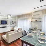 Bright And Cozy Apartment In Isola District - Marco Polo