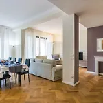 Hemeras Boutique Homes - Large Design Apartment Near Duomo Cathedral