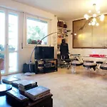 Helena Rooms