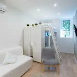 Apartment Bocconi 1