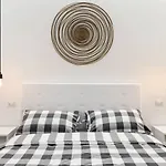 Modern And New Flat In Duomo Area