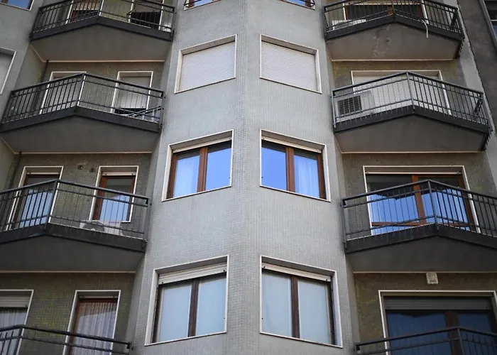 Your Window On The City - Via Gioia