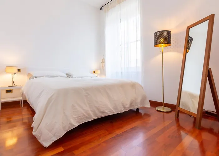At Home - Turati/Porta Nuova Apartment