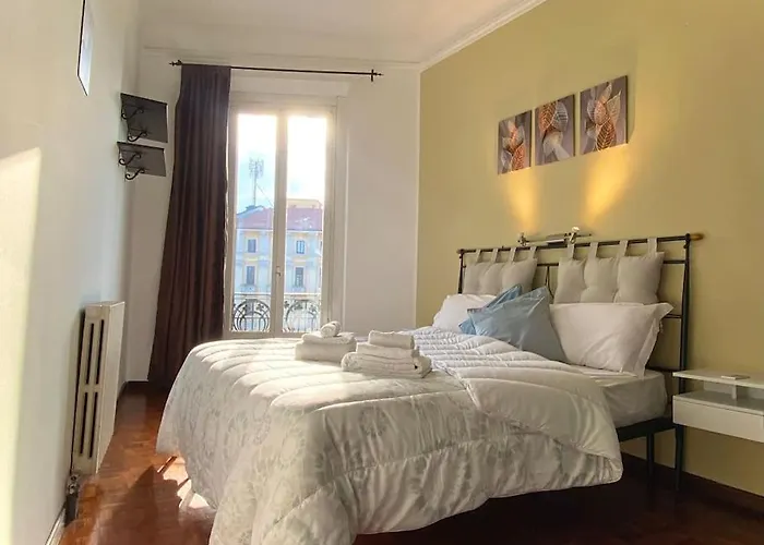 • Cozy House • 10 Min Rho Fiera