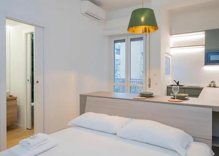 Xenia Apartments - Renovated Studio In Navigli Area