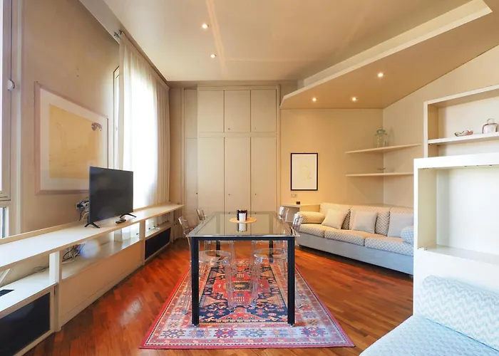 Duomo Luxury Apartment IX