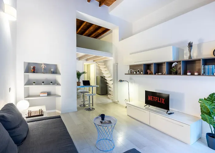 Porta Romana-Duomo- Design Loft