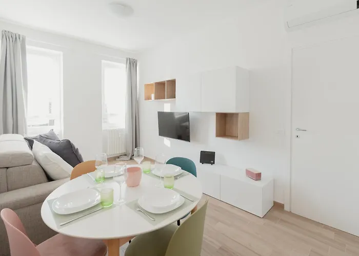 Gohost - Cozy And Bright Flat Near The Navigli
