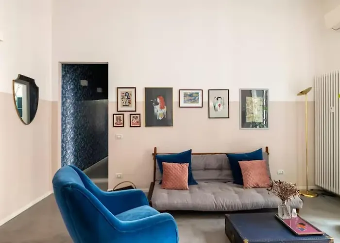 Milan, Cozy Flat In Porta Venezia