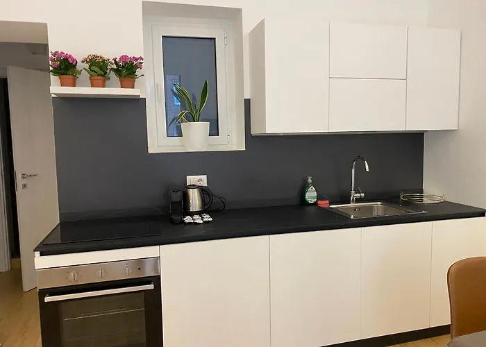 Elegant Central Suite