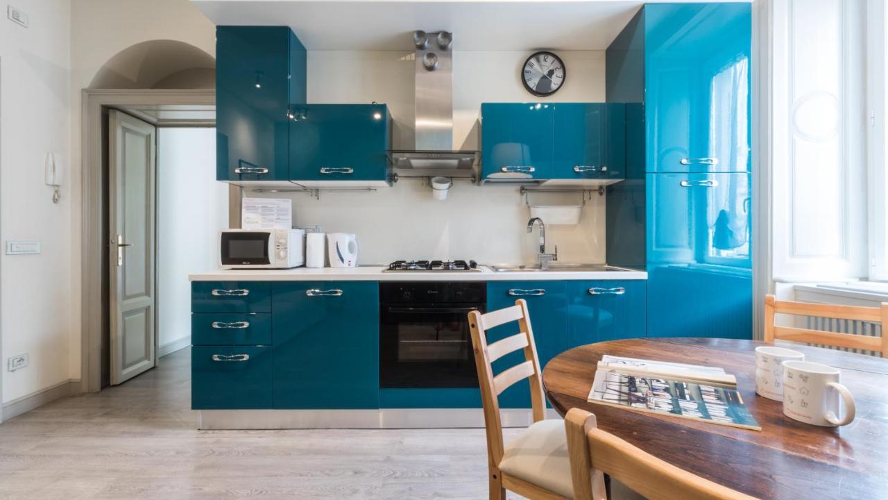 Italianway-corso Lodi 9 * Milaan