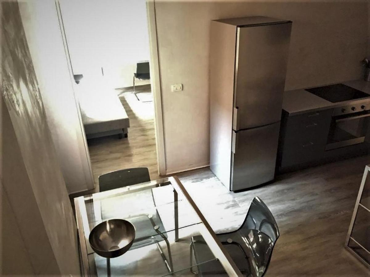 Dhomes - And Apartment *