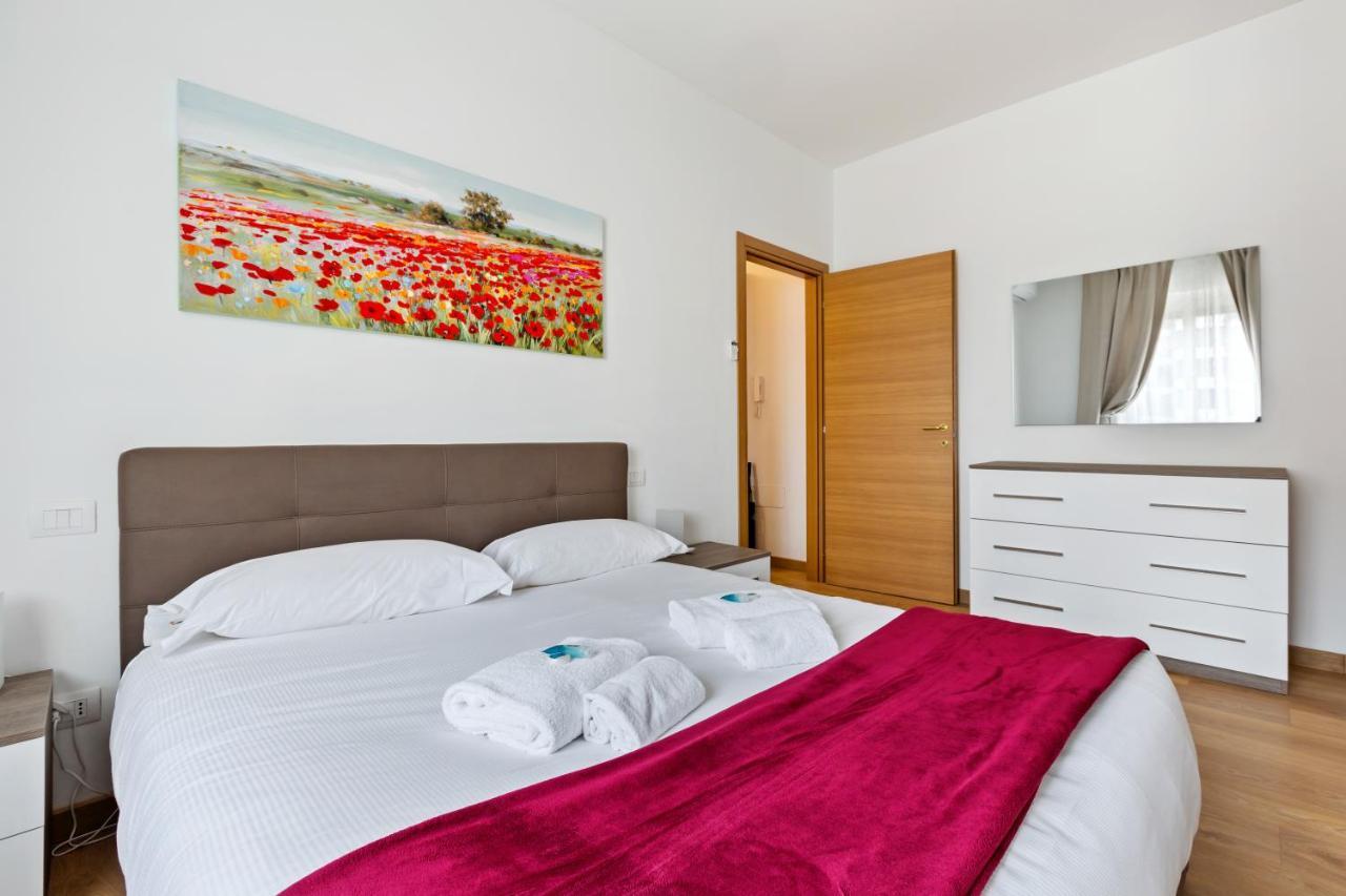 Appartamento Red Subway Line Modern Flat