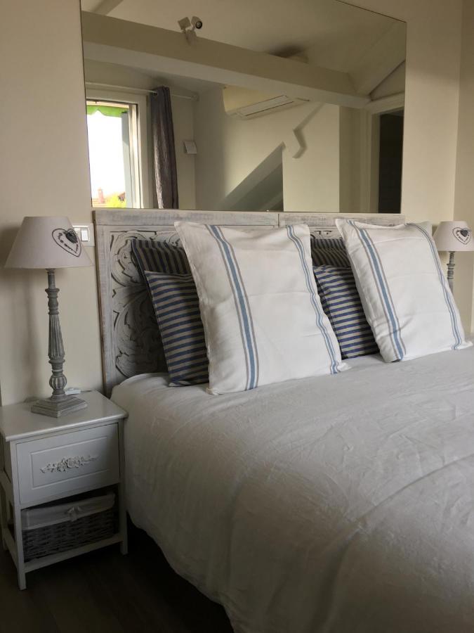 Pied A Terre With Terrazza In Center Apartment Milan
