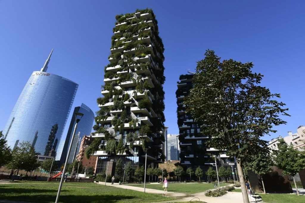 Macchi * Milano