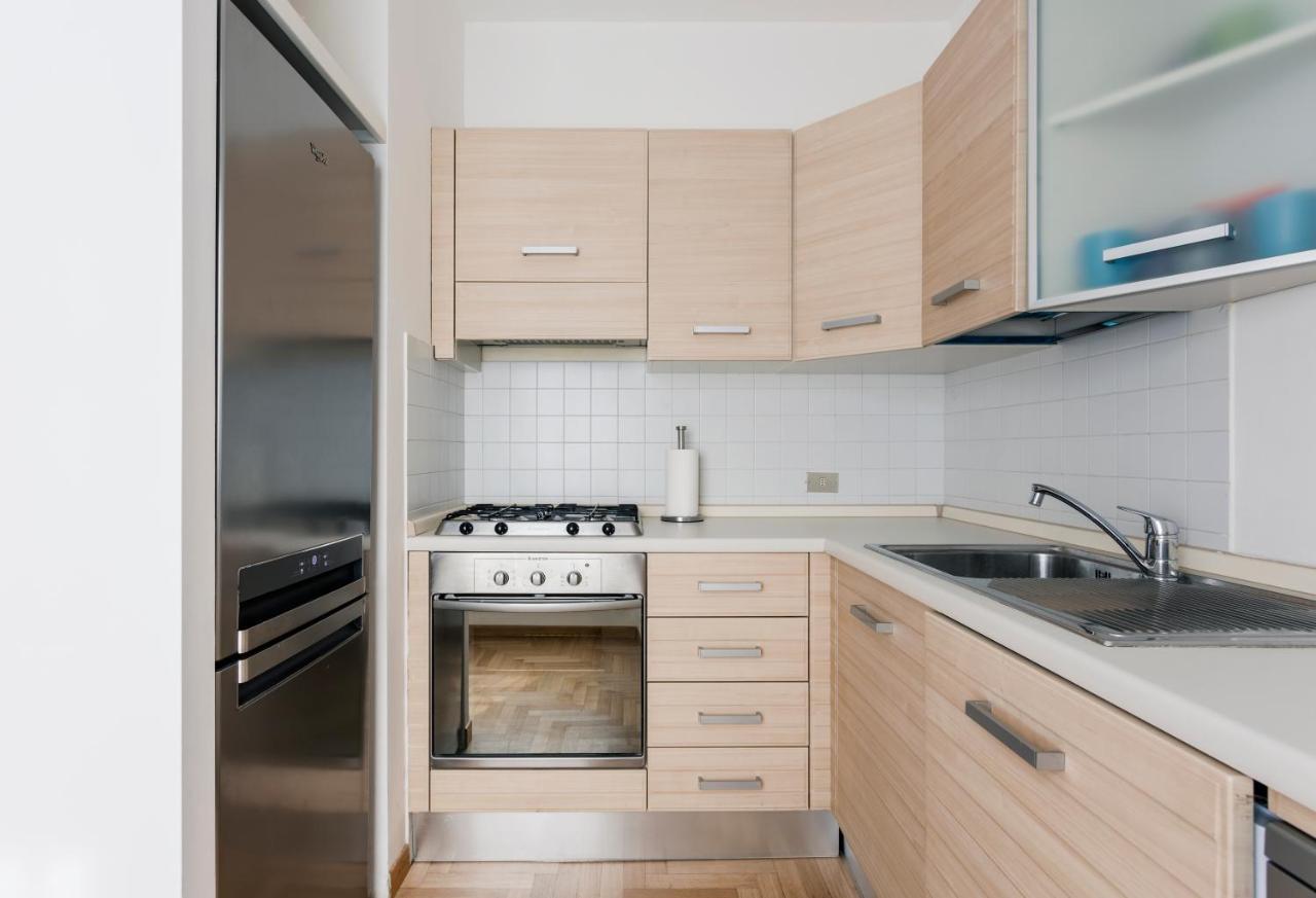 Living Brera, A Unique Experience - Vicolo Fiori Apartment Milan