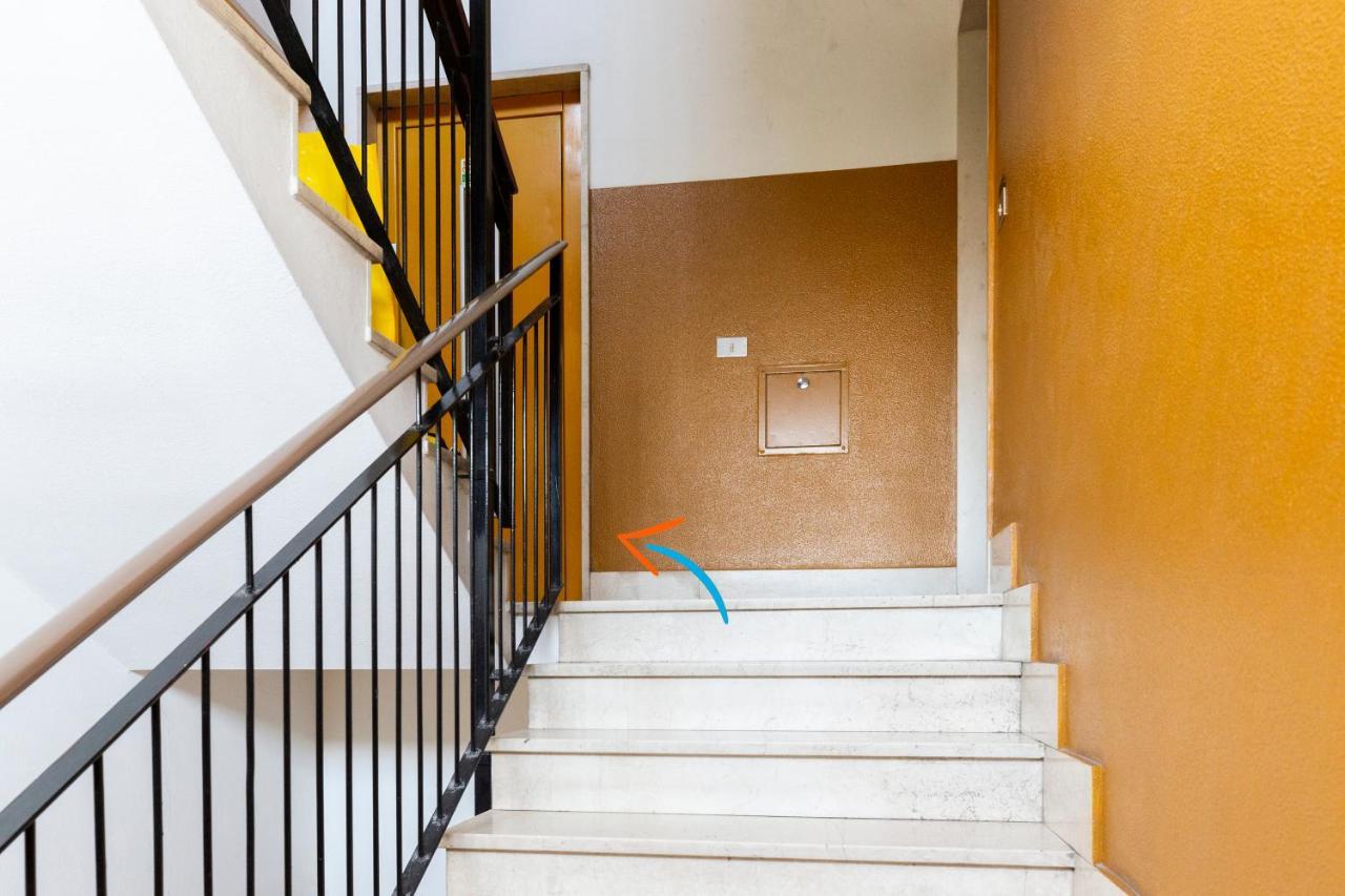 House San Cristoforo M4 Apartment Milan